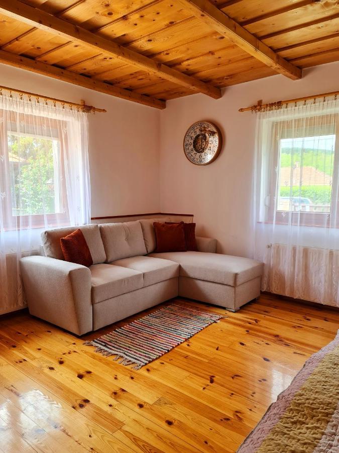 Apartment Meszkoe Vendeghaz -